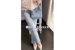 パンプス×デニム。きれい見えとスタイルアップを叶える足元とは【40代の毎日コーデ】