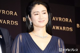 小雪、撮影終わりのすっぴん＆リアルな私服ショット公開「圧倒的な透明感」「このまま雑誌に載ってそう」と絶賛の声 画像