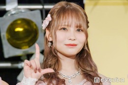 ＝LOVE大場花菜、デコルテ輝くオフショル姿で令和ギャルに変身「新鮮」「めっちゃ似合う」 画像