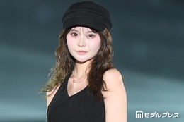 さくら、黒ワンピで美背中際立つ「オーラが凄すぎる」「憧れる」の声【サツコレ2026S/S】 画像