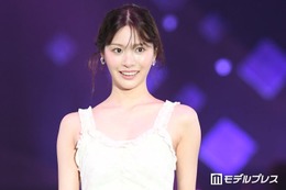 「花束オオカミ」中川紅葉、キャミワンピで美デコルテ披露「スタイル抜群」「美しい」の声【サツコレ2026S/S】 画像