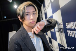 ヒカル、交際中「日プ女子」加藤神楽とハワイへ「リラックスした表情素敵」「楽しさ伝わる」の声 画像