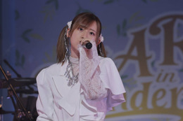 【独占】高橋李依、“Wonderland”の案内人として描いた現在地　2ndワンマンライブ「A Rie in Wonderland」で示した、アーティストとしての進化