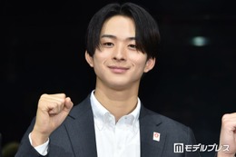 FANTASTICS澤本夏輝、甥っ子とディズニーへ「激甘で可愛い」「後ろ姿そっくり」の声 画像