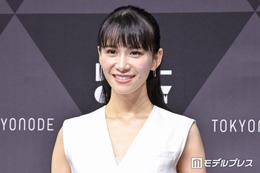 “コールドスリープ”突入のPerfumeあ～ちゃん、肩出しウエディングドレス姿公開「圧倒的な美しさ」「素敵な姿が見れて幸せ」と反響 画像