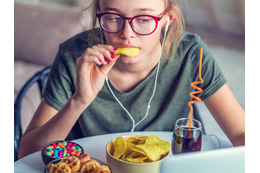 「スナック菓子」を食べるなら、こんな商品を選んで！ストレス緩和におすすめなお菓子の選び方・食べ方を、科学・心理学の視点で解説