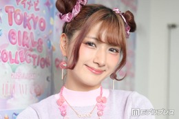 しなこ、プールサイドでビキニスタイル披露「珍しいデザイン」「スタイル抜群」の声