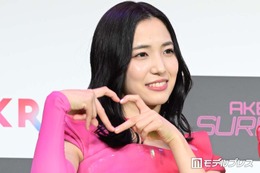 AKB48メンバー「てるてる坊主になりました」美脚際立つ雨の日コーデに絶賛の声「脚が長くて綺麗」「スタイル良すぎ」 画像