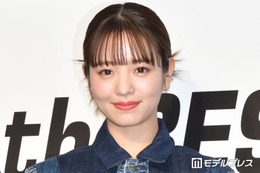 横田真悠、レーススカートで美脚透ける「大人の魅力が増してる」「頭身バランスが神」と反響
