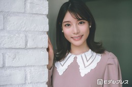 元女流棋士のフジ竹俣紅アナ、スリットから美脚スラリ「大人の魅力」「可愛いと色っぽいが両立してる」と反響