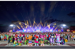 USJ、マイメロ＆クロミも浴衣姿で“超熱狂”！びしょ濡れ＆ド派手な「夜祭り」7月1日開幕
