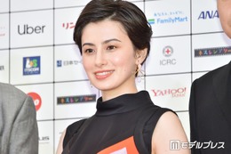 ホラン千秋、具大きめの本格手作りカレー披露「スパイスたくさんでお店みたい」「お野菜がゴロゴロ入ってて食べ応えありそう」の声 画像