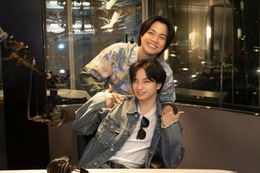 WEST.重岡大毅、中島健人主演「ラブ≠コメディ」友情出演 仲良しオフショットも解禁 画像