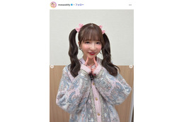 大食い女王・もえのあずき、美脚際立つサッカーユニフォーム姿にファン悶絶「サイズ感が可愛い」「奇跡のスタイル」