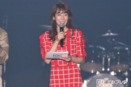 元NHK中川安奈アナ、ノースリーブで二の腕スラリ「圧倒的美オーラ」「大人の魅力爆発」と反響 画像
