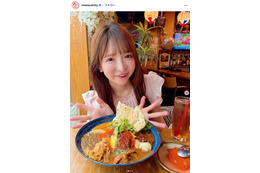 大食い女王・もえのあずき、大胆美ボディ全開の水着姿に反響「スタイル抜群」「メリハリボディで二度見した」の声 画像