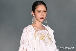 村重杏奈、トップバッターで「TGC新潟」開幕 レースドレスで美スタイル輝く【TGC新潟2026】 画像