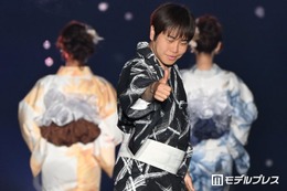 ノンスタ井上裕介、6年ぶりランウェイ 投げキスで歓声上がる【TGC新潟2026】 画像