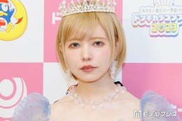 益若つばさ、ショート→ロングヘアに大胆イメチェン「お人形さんみたい」「どんな髪型も似合う」と絶賛の声 画像