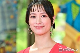 2児の母・高橋ユウ、“2way姫カット”の新ヘア披露「スマートで格好いい」「お洒落上級者感がすごい」の声 画像