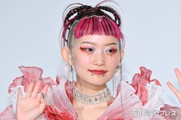 水曜日のカンパネラ・詩羽、メイク動画ですっぴん公開「お肌ツルツルで憧れる」「ギャップが半端ない」と絶賛の声 画像