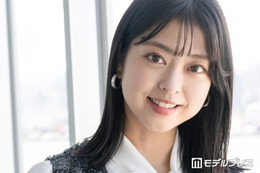 フジ杉原千尋アナ、美肌透けるシースルードレス姿に反響「雰囲気違ってドキッとした」「大人っぽくて素敵」の声 画像