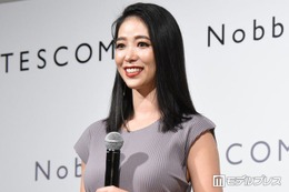 紅蘭、娘との密着ショット公開「かっこいい親子」「雰囲気そっくり」と反響 画像
