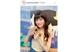 早見沙織、ノースリワンピオフショット公開「凛としててかっこいい」「スタイル抜群」の声 画像