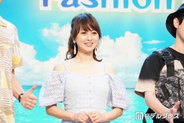 渡辺美奈代、お揃いTシャツで寄り添う夫婦旅ショット公開「見ていてほっこりする」「憧れの関係性」の声 画像