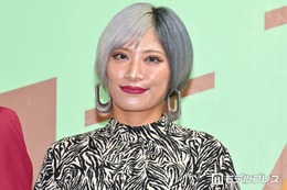 ぱーてぃーちゃん・信子、幼少期ショット公開「もう完成されてる」「面影ある」と反響 画像