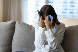 彼女は「お金を貸してくれる人がもういない」と言った。愉快すぎる「お金に苦労する人たち」列伝