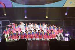 ふぉ～ゆ～、結成15周年「伝説の日」初の日本武道館でCDデビューサプライズ発表、DOMOTOら豪華メッセージも【ライブレポート・セットリスト】