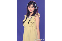 「今日好き」おひなさま（長浜広奈）、三つ編みヘアで雰囲気チャンジ ノースリーブワンピでガーリーコーデ【TGC松山2026】 画像