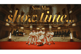 Snow Man、アルバムサブリード曲「show time…」MV公開 タキシード姿で華麗なターン・様々な職業に扮する 画像