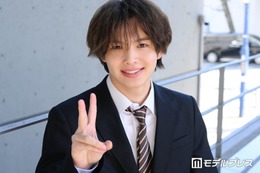 「今日好き」今井暖大、妹とのプールショット披露「いいお兄ちゃん」「腹筋引き締まってる」と反響