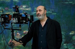 「映画って何の役に立つの？」と言わせたかった『モネと時間旅行』セドリック・クラピッシュ監督インタビュー