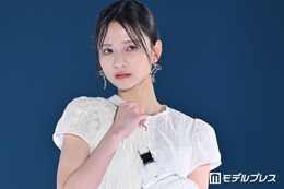 乃木坂46金川紗耶、ミニスカ×ロングブーツで美脚スラリ「スタイルレベチ」「秋コーデ真似したい」と反響