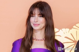 第3子妊娠中のアン・ハサウェイ、ふっくらお腹でイベント参加「オーラが出ている」「なんて美しいママなの」 画像