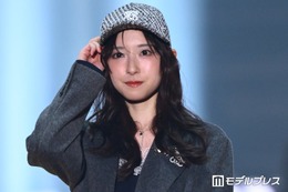 日向坂46金村美玖、キャップ×ウェーブヘア ジャケット使った秋コーデ【TGC2026A/W】 画像
