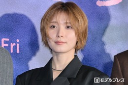 松岡茉優、成田凌と“サザエさん以来”7年ぶり共演に笑顔「髪型がお互いにタラちゃんとワカメちゃんに戻っていて」【男ともだち】 画像