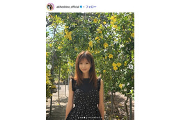 ほしのあき「初めてかな？？」結婚式のお色直しドレス姿披露「旦那さんイケメン」「美の塊」 画像