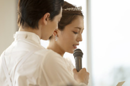 川口春奈「とても幸せです」ウエディングドレスで力強いスピーチ！結婚式本編映像『ママがもうこの世界にいなくても　私の命の日記』