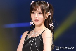 登録者数140万超美人YouTuber、ロングブルゾンからスラリ美脚「肌の透明感美しすぎ」「彼女感半端ない」と反響 画像