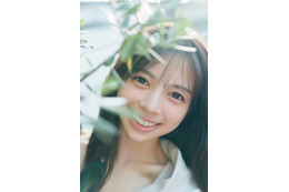 乃木坂46長嶋凛桜の撮り下ろしグラビア公開「6期生グラビア Nogizaka Colors」第6弾 画像
