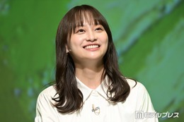 影山優佳「初の大阪観光」街中満喫ショット公開「変装なしでバレないの？」「オーラすごい」の声 画像
