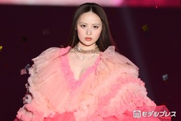 CANDY TUNE立花琴未、トップバッターで「TGC北九州」開幕・地元凱旋 胸元ざっくりドレスでオーラ放つ【TGC北九州2026】 画像