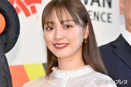 内田理央、ジャケット＆ミニスカの秋私服で美脚スラリ「オシャレで格好良い」「脚長くて憧れ」の声