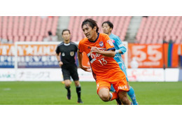 アルビレックス新潟、新シーズンの背番号を発表！10番はあの“ダイナモ