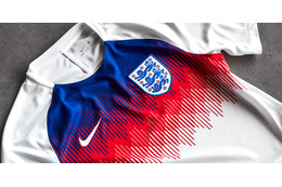 シンプルでカッコいい！イングランド代表、正統的な「W杯チームウェア」 画像