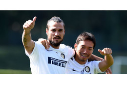 ロックンローラーになった元インテルFW、現役復帰へ！ 画像